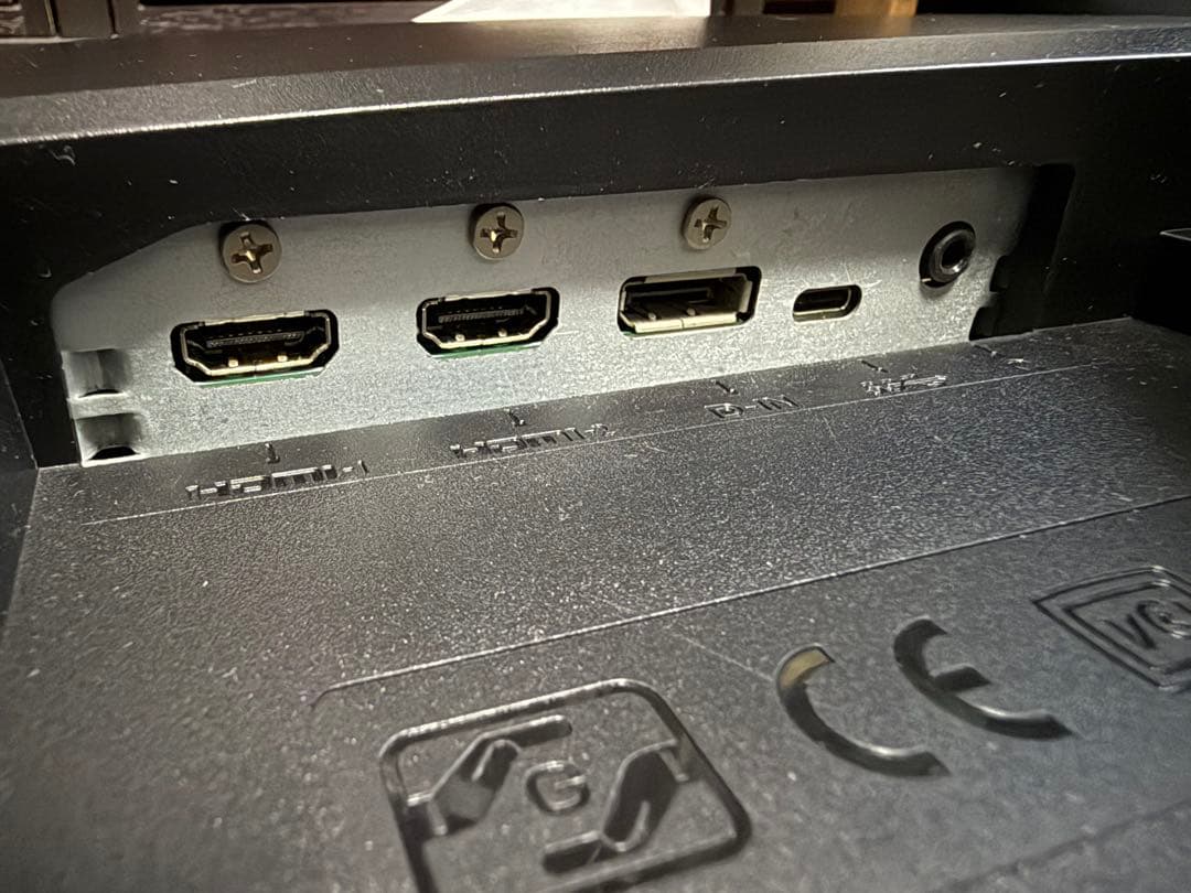 ディスプレイ・モニター本体 BenQ EW3270U