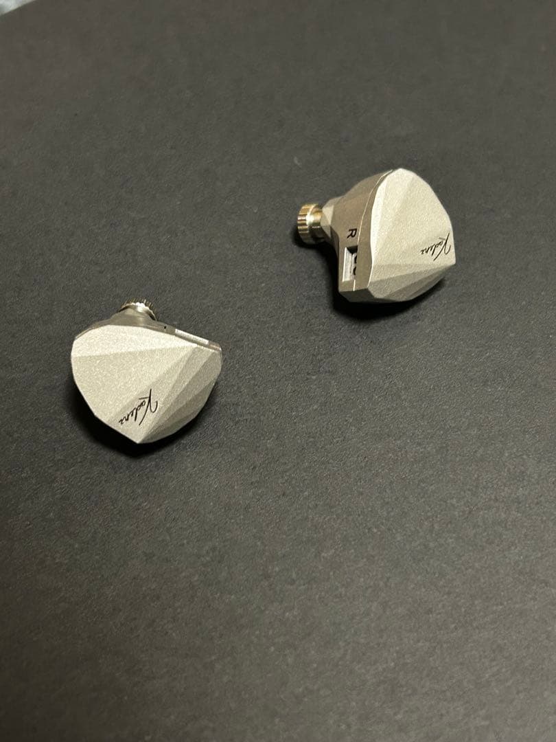 水月雨 Moondrop Kadenz カナル型イヤホン 有線