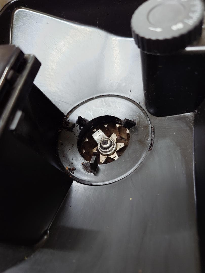 ロ*エ様 ジャンク扱い　デロンギ マグニフィカS ECAM23420SB