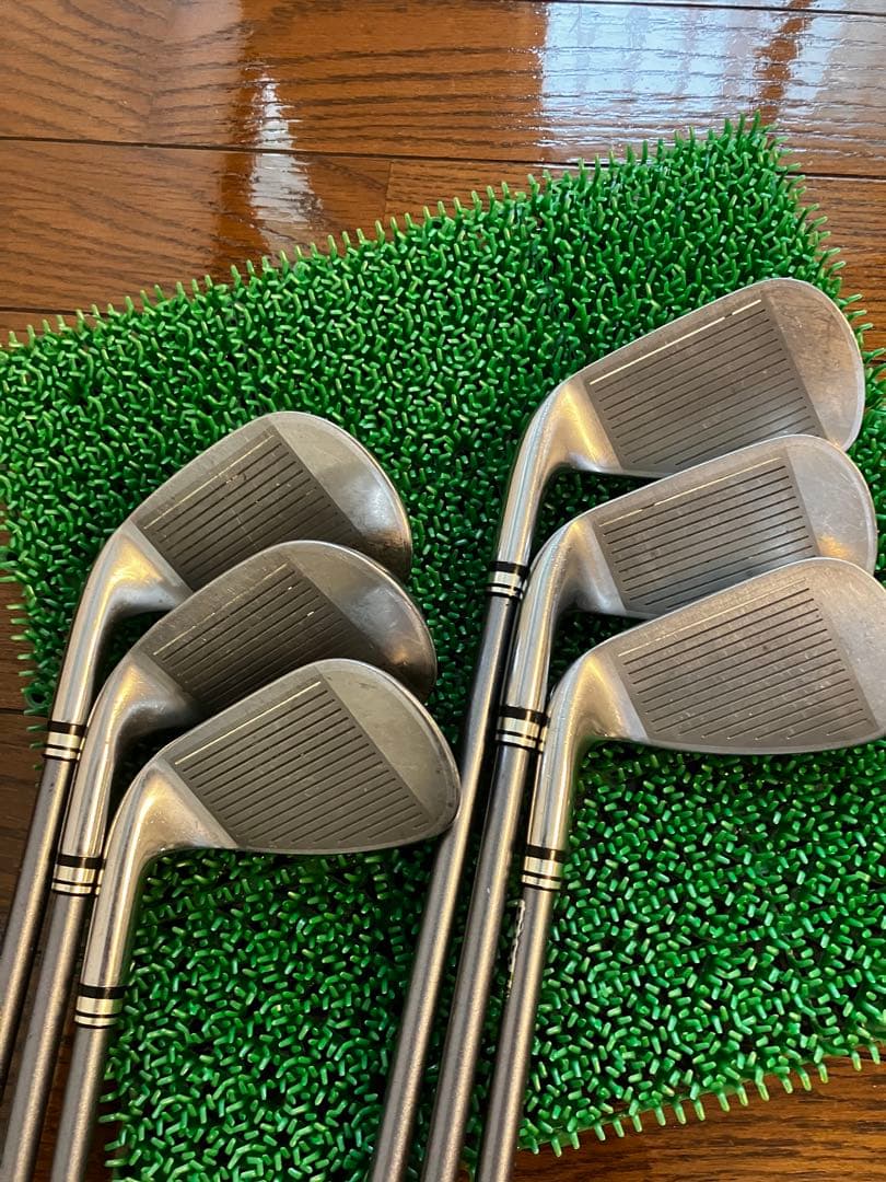 ゼクシオ7 MP700 カーボンシャフト フレックスS アイアンセット ６本