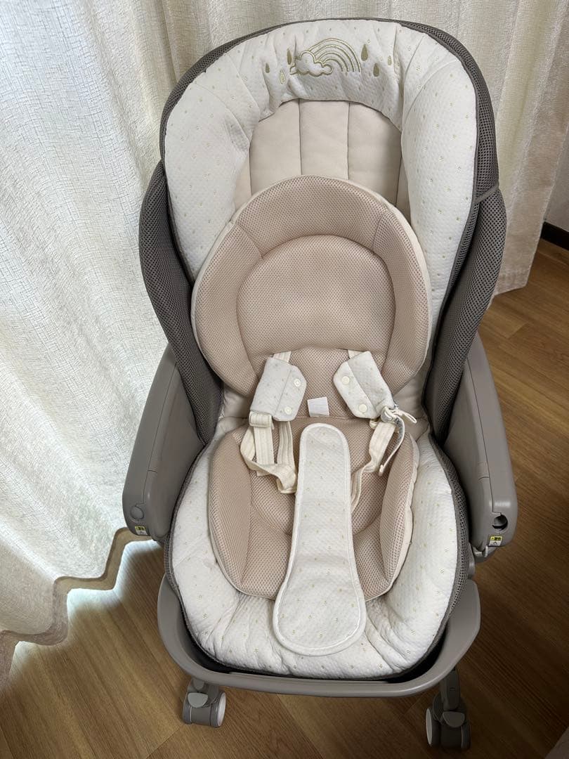 Hi_shopアップリカ Aprica ユラリズム 電動 オート 音楽付き