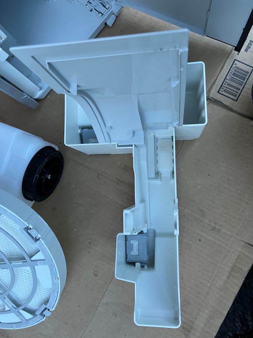 次亜塩素酸空間除菌脱臭機　F-MV4300 パナソニック 21年製