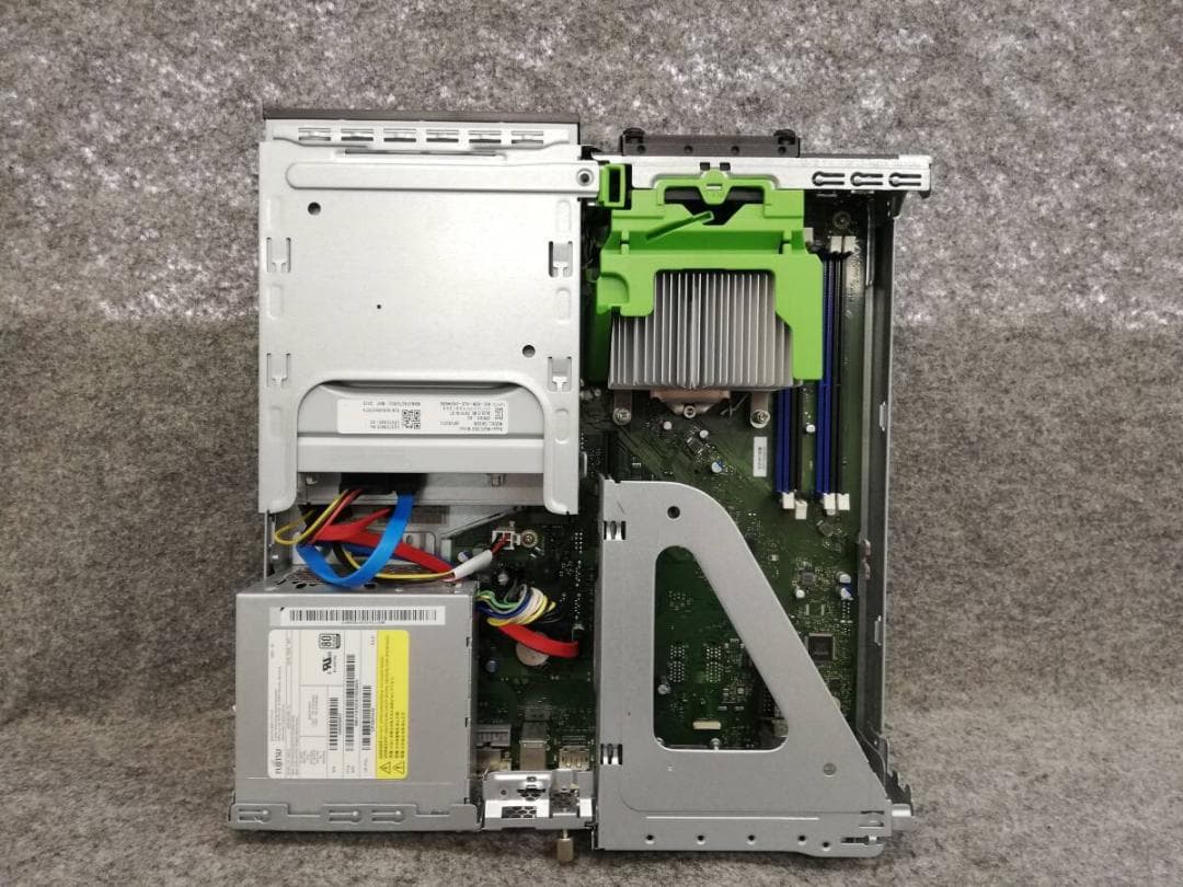 FUJITSU ESPRIMO D588/T Core i5 8500 超速!!