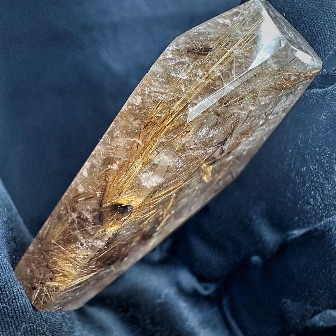 【財運・金運・事業運up❗️】タイチンルチル☆フリーフォーム水晶 原石A1250