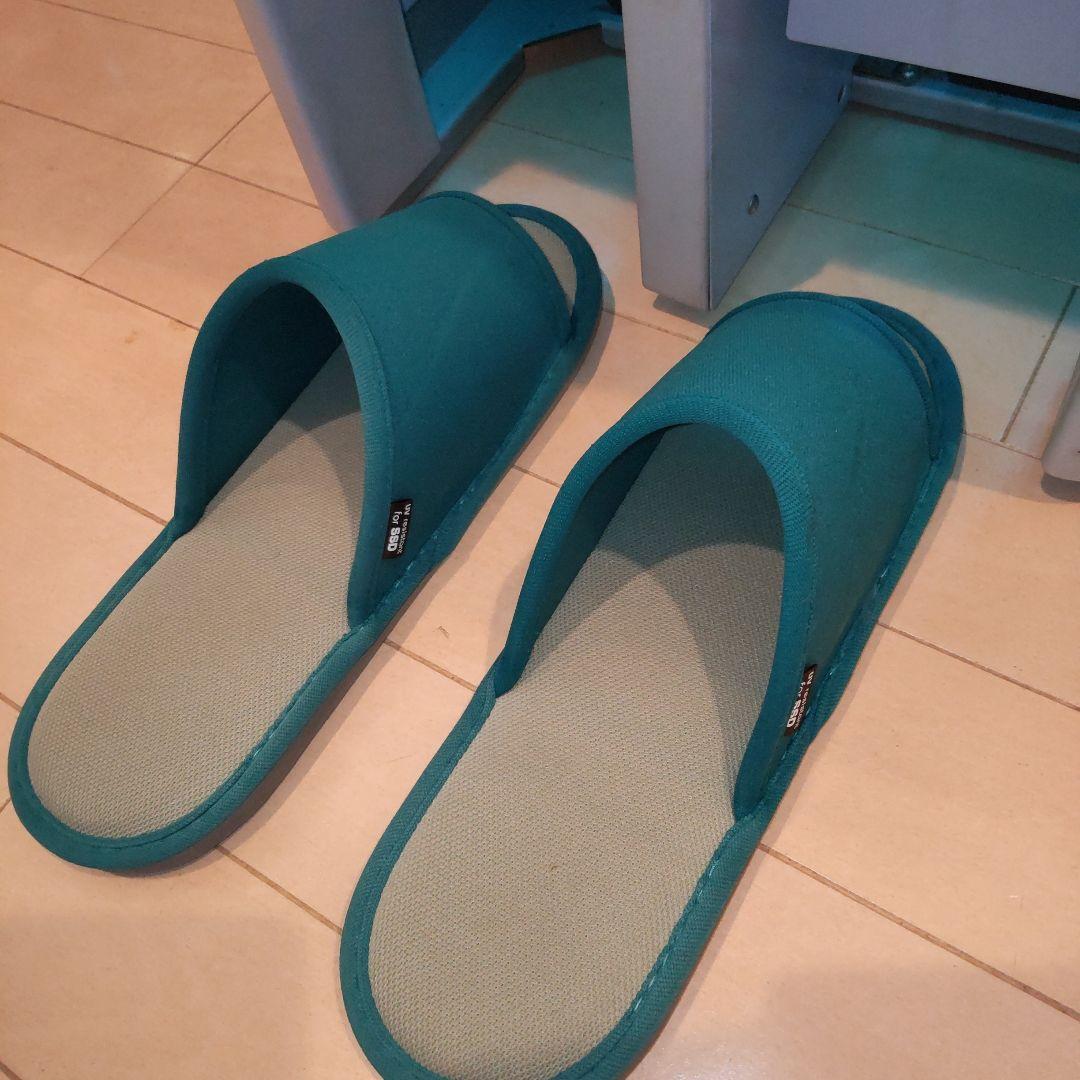 スリッパ殺菌ディスペンサー