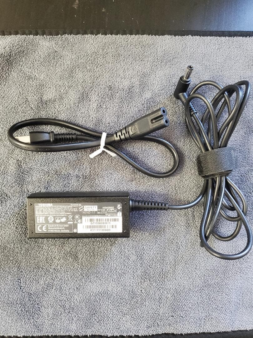 Dynabook R63 超軽量 8世代i5 16GB