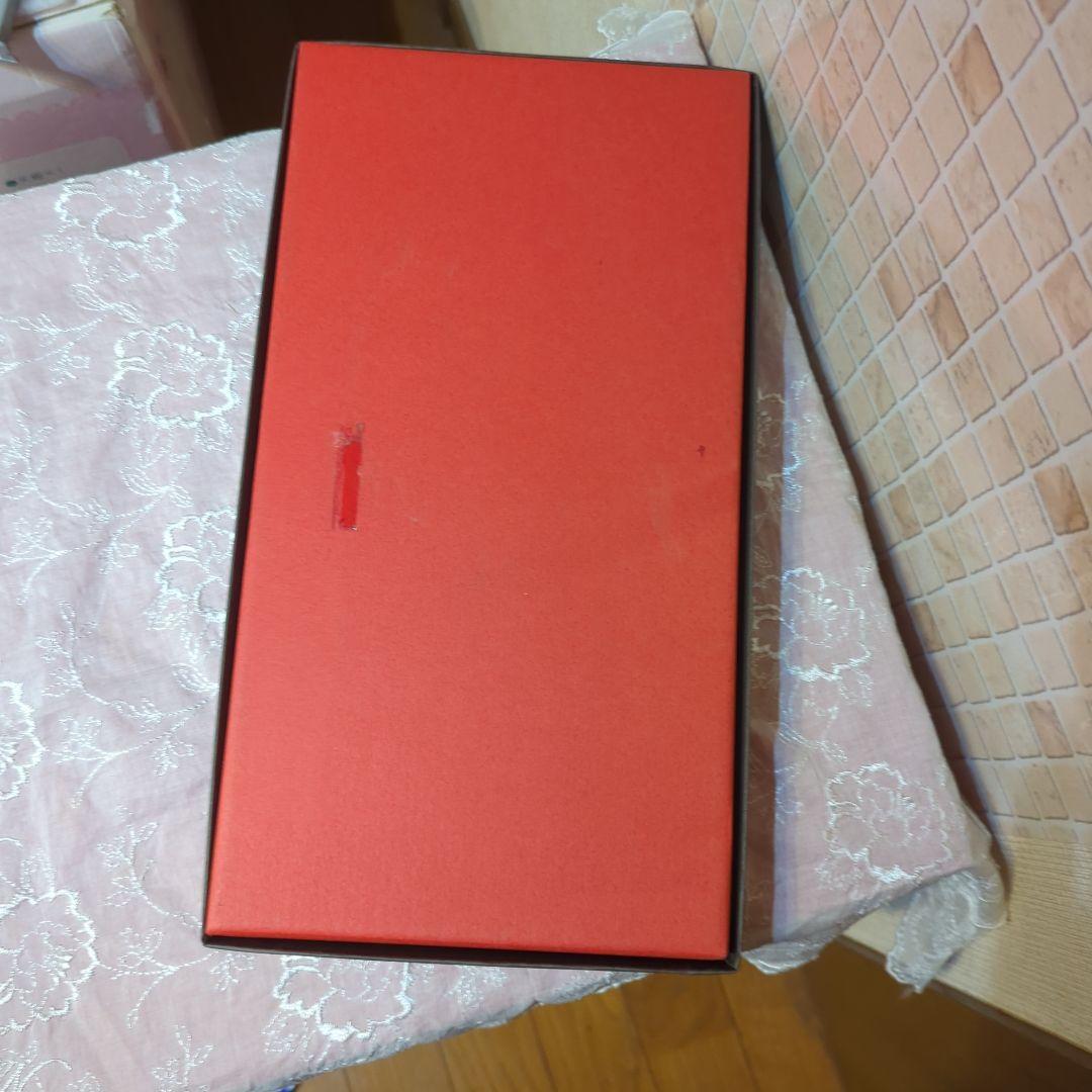 深川製磁・トリプレット（3枚揃えのお皿）花弁型皿3枚・元箱入）「ふたり+ONE」