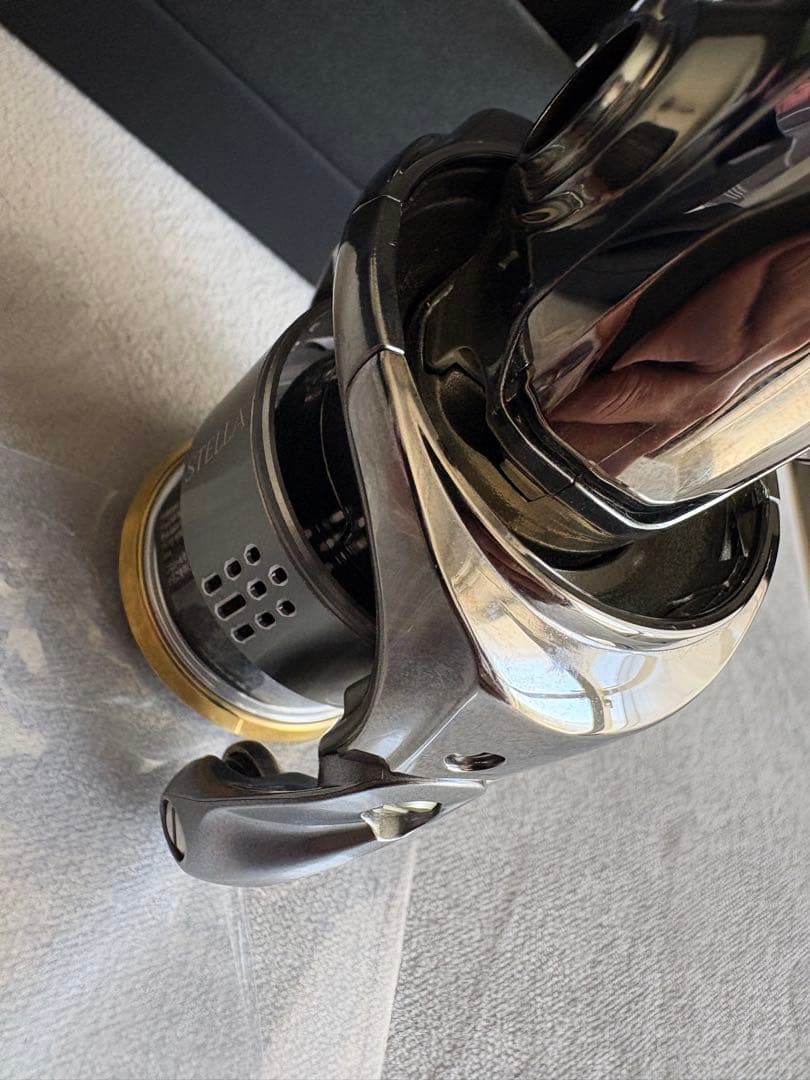 18 ステラ　C2000S アジング　トラウト　ハンドル未使用　即購入可