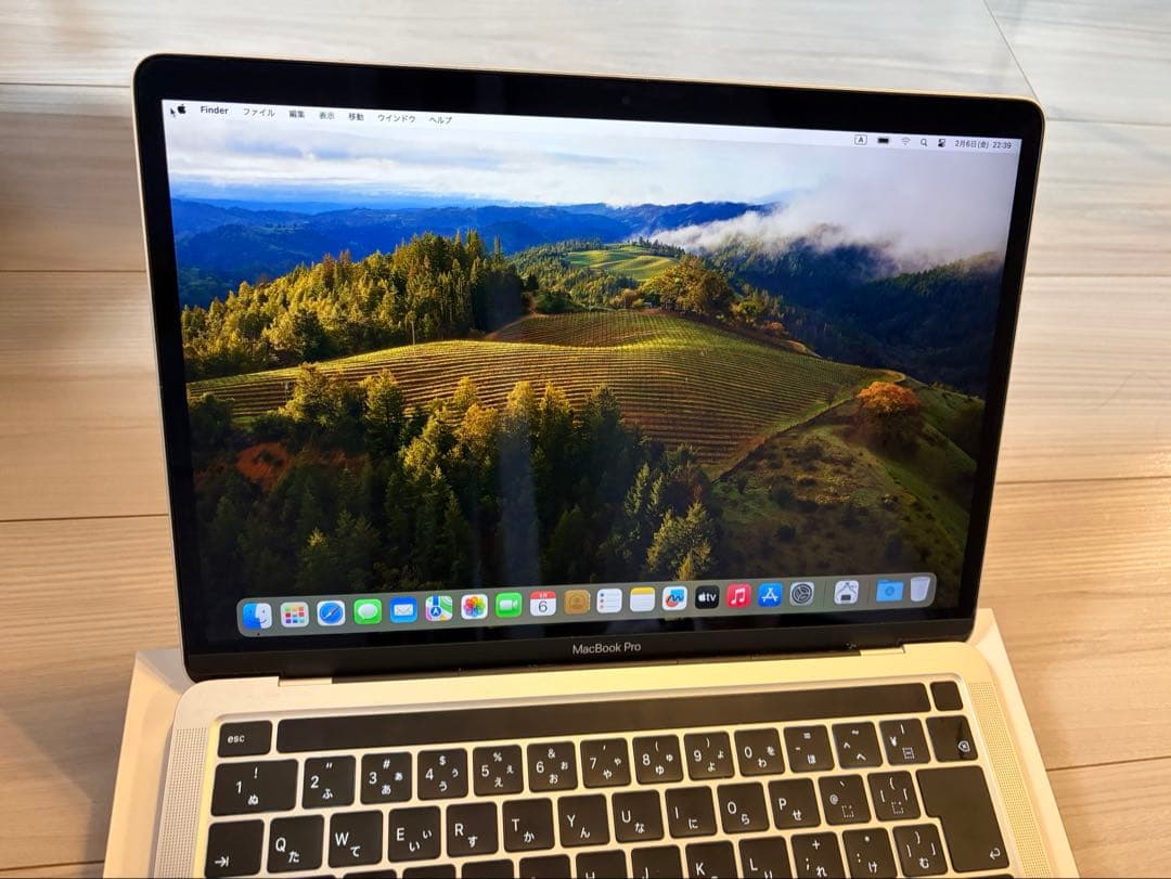 美品箱ありMacBook Pro 2020 13インチ i5 512GBシルバー