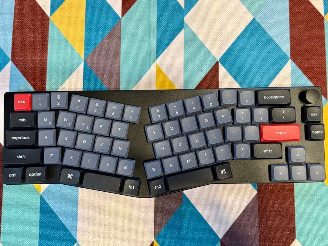 Keychron K11 pro 茶軸 RGBバックライト US配列