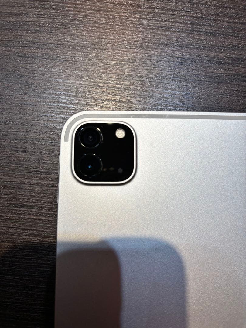 iPadPro第四世代256G本体 WiFiモデル新品ガラスフィルム、箱付き！！