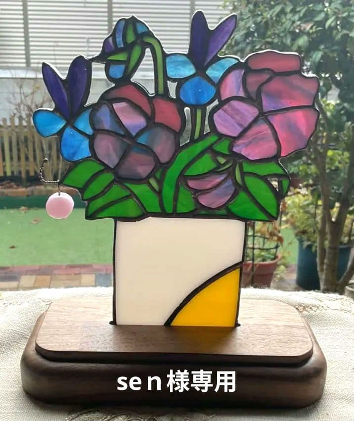 ステンドグラスパネル　　ビオラ①