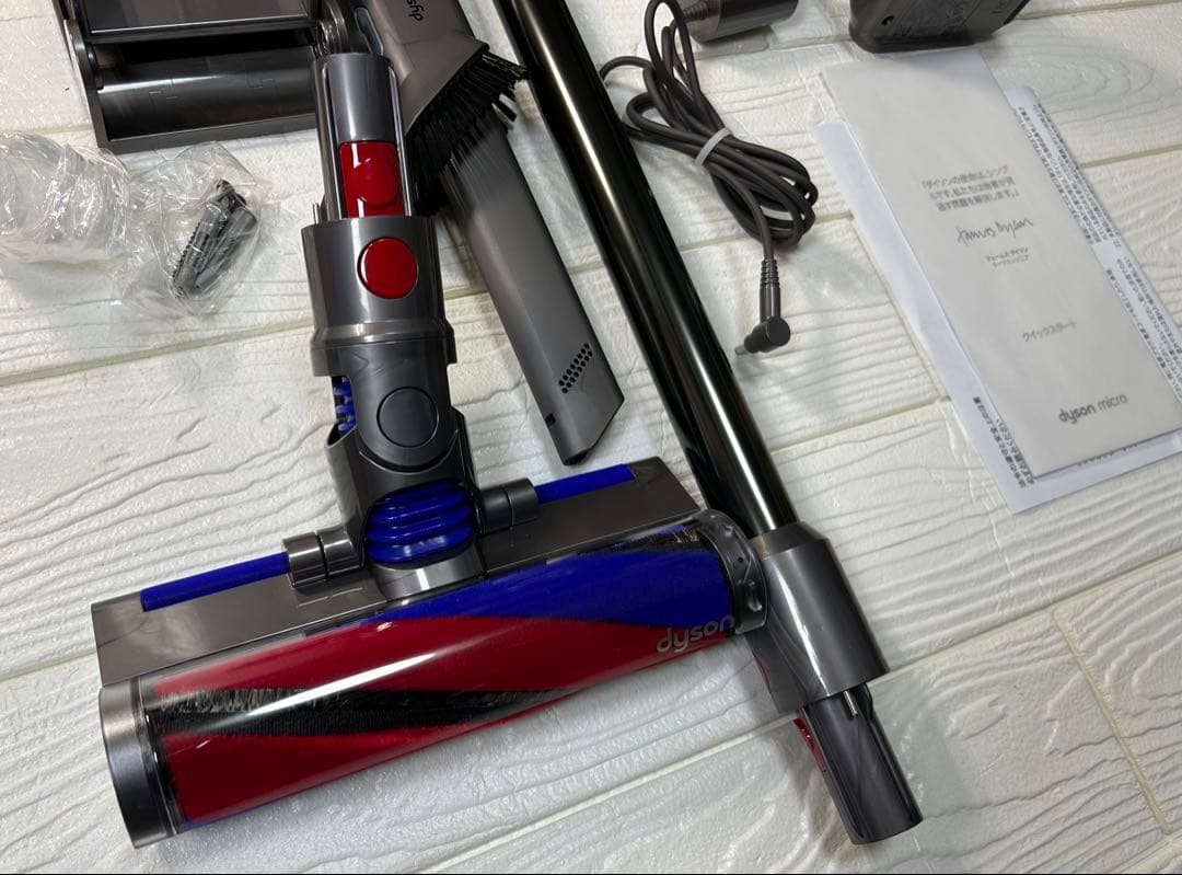 【展示品アウトレット】ダイソン コードレスクリーナー SV33 FF OR