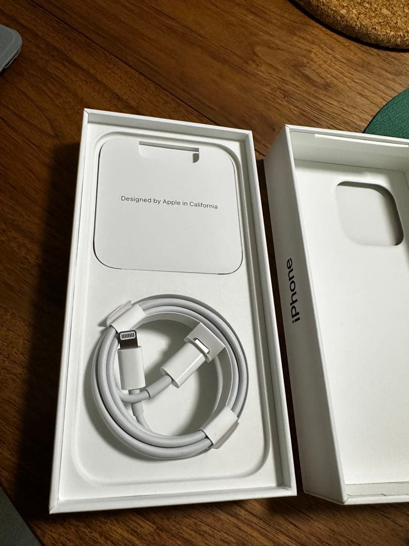 iPhone14 pro 256GB 【美品】 週末セール