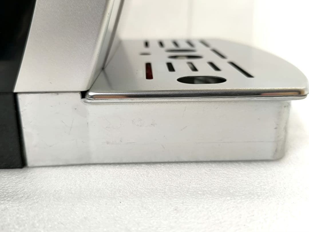 デロンギ　コンパクト2全自動コーヒーマシン　マグニフィカS　ECAM22110