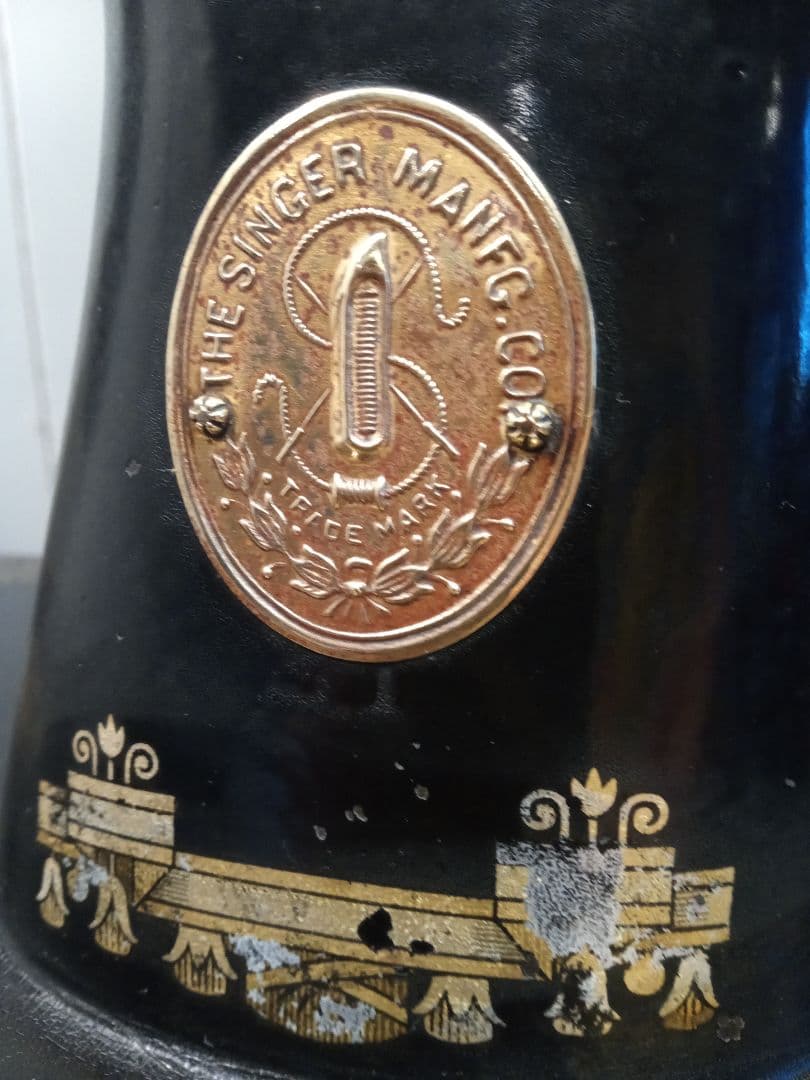 最終超特価　縫うためのアンティークミシン　シンガー　スフインクス　モーター付