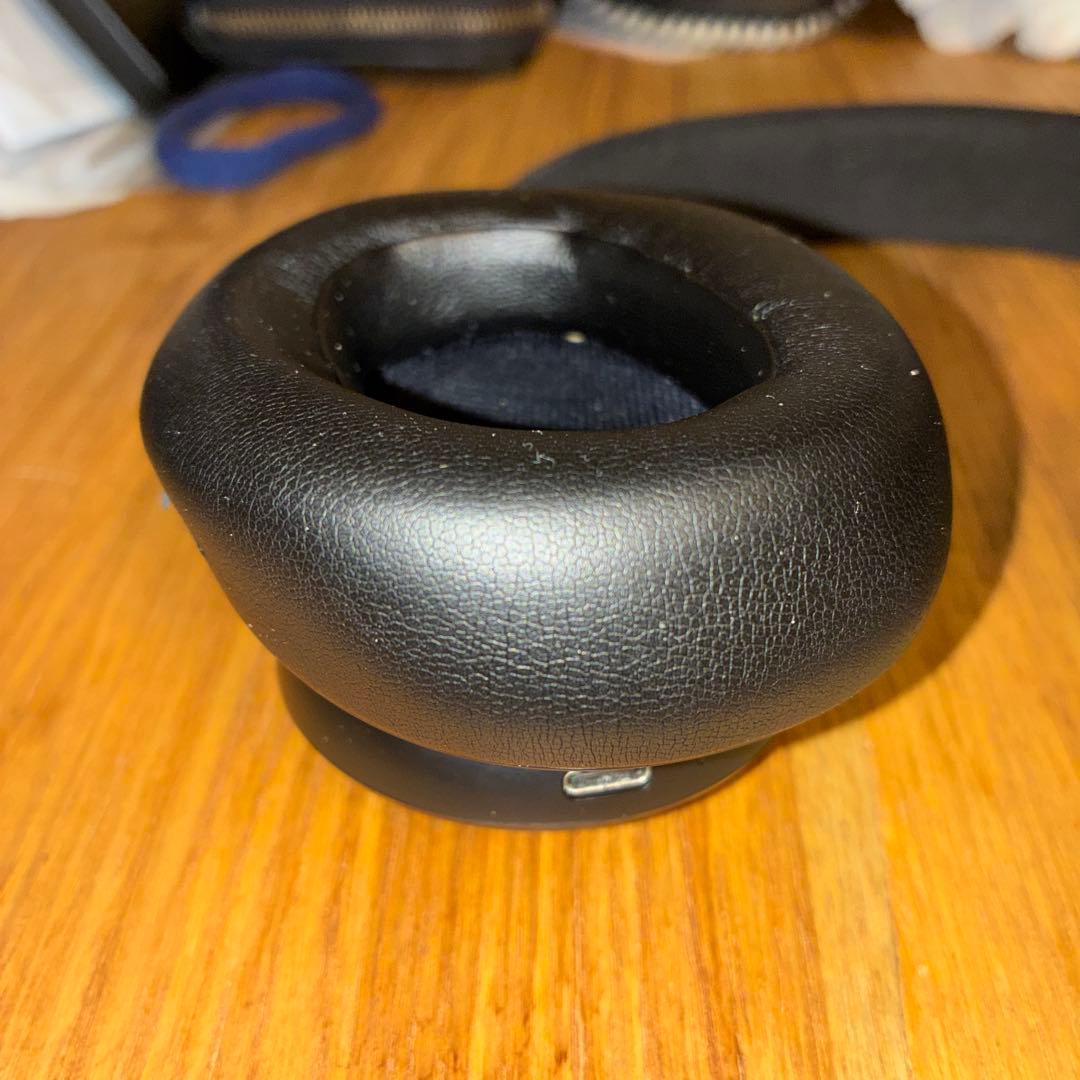 JBL LIVE 770NC ワイヤレスヘッドホン　ブラック