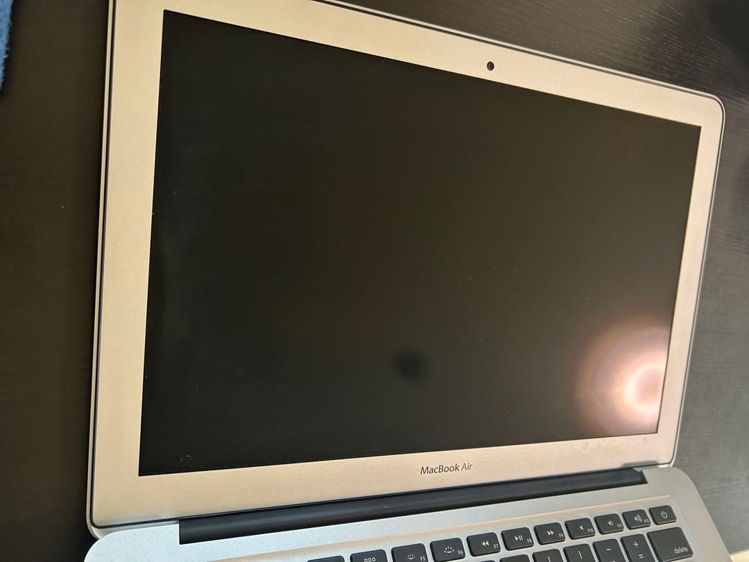 MacBook本体 MacBook Air 2015 8GB/128GB
