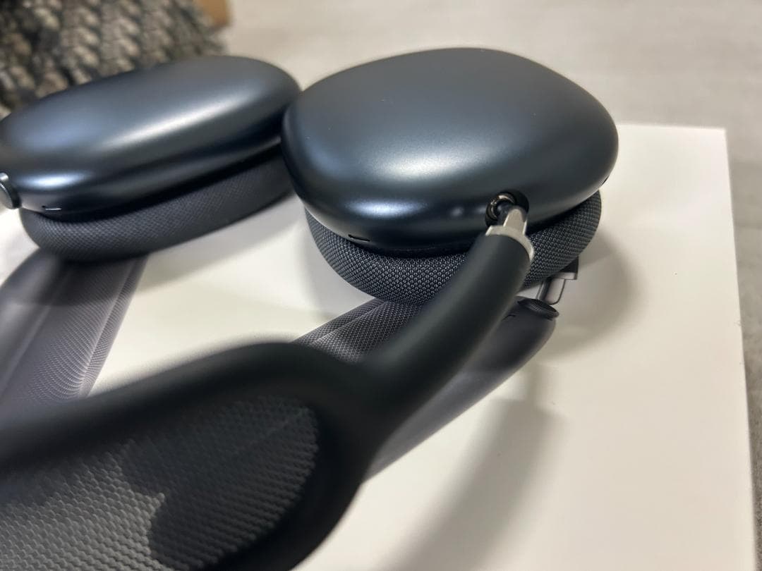 Apple AirPods Max 第二世代（USB-C）ミッドナイト