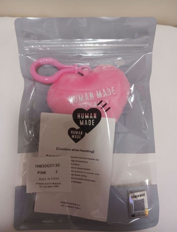 6色　ヒューマンメイド　HEART KEY CHARM　ハートキーチャーム