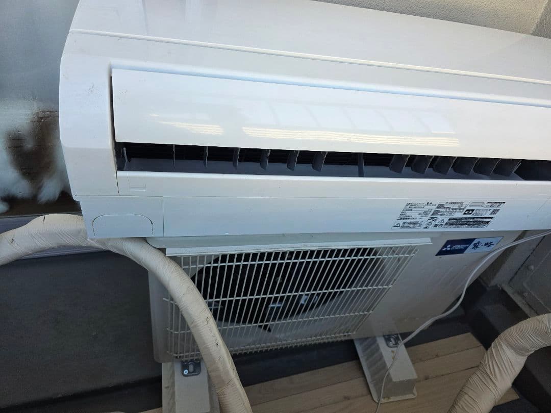 ホワイトエアコン本体 冷暖房機能付き