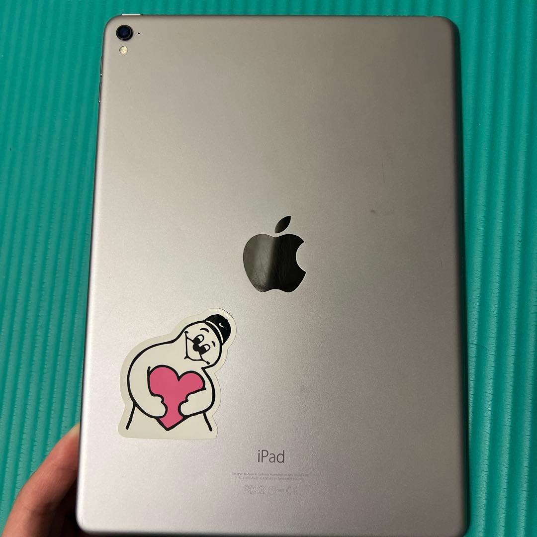 Apple iPad pro 9.7インチ シルバー 本体