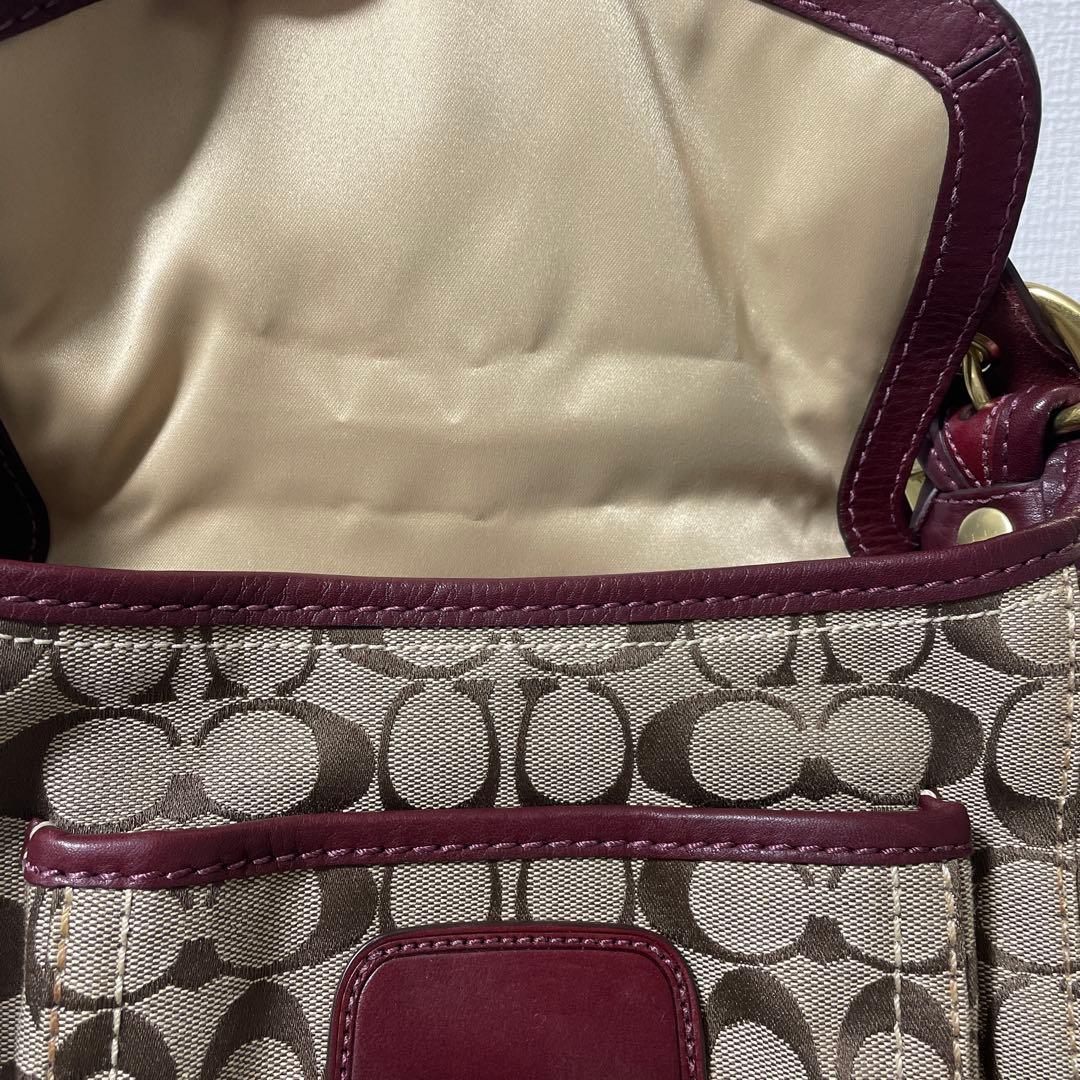 コーチ　ソーホー ショルダーバッグ　シグネチャー柄　バーガンディレザー