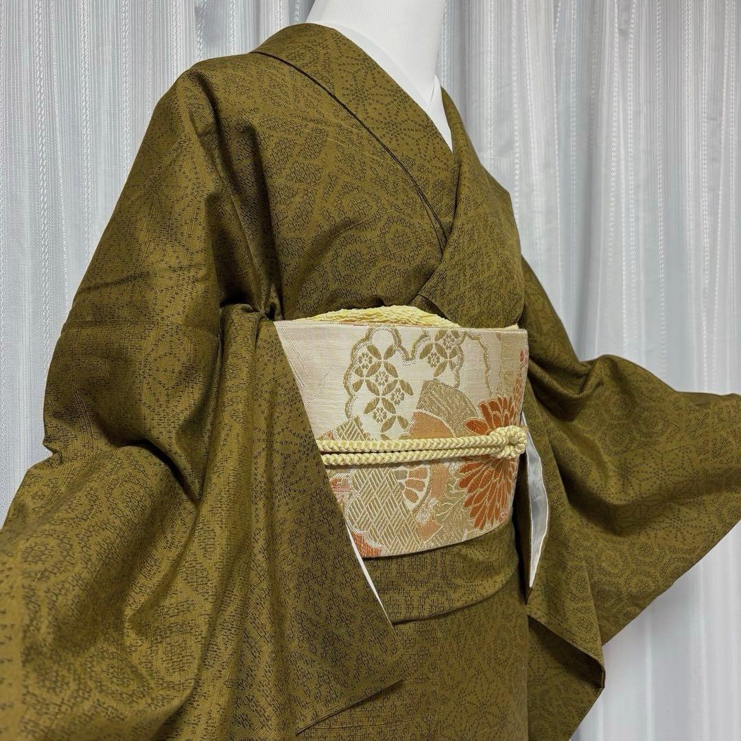 u*o様 紬　結城紬系　小紋　正絹　フルセット　真綿紬　袷　状態良好　裄丈70