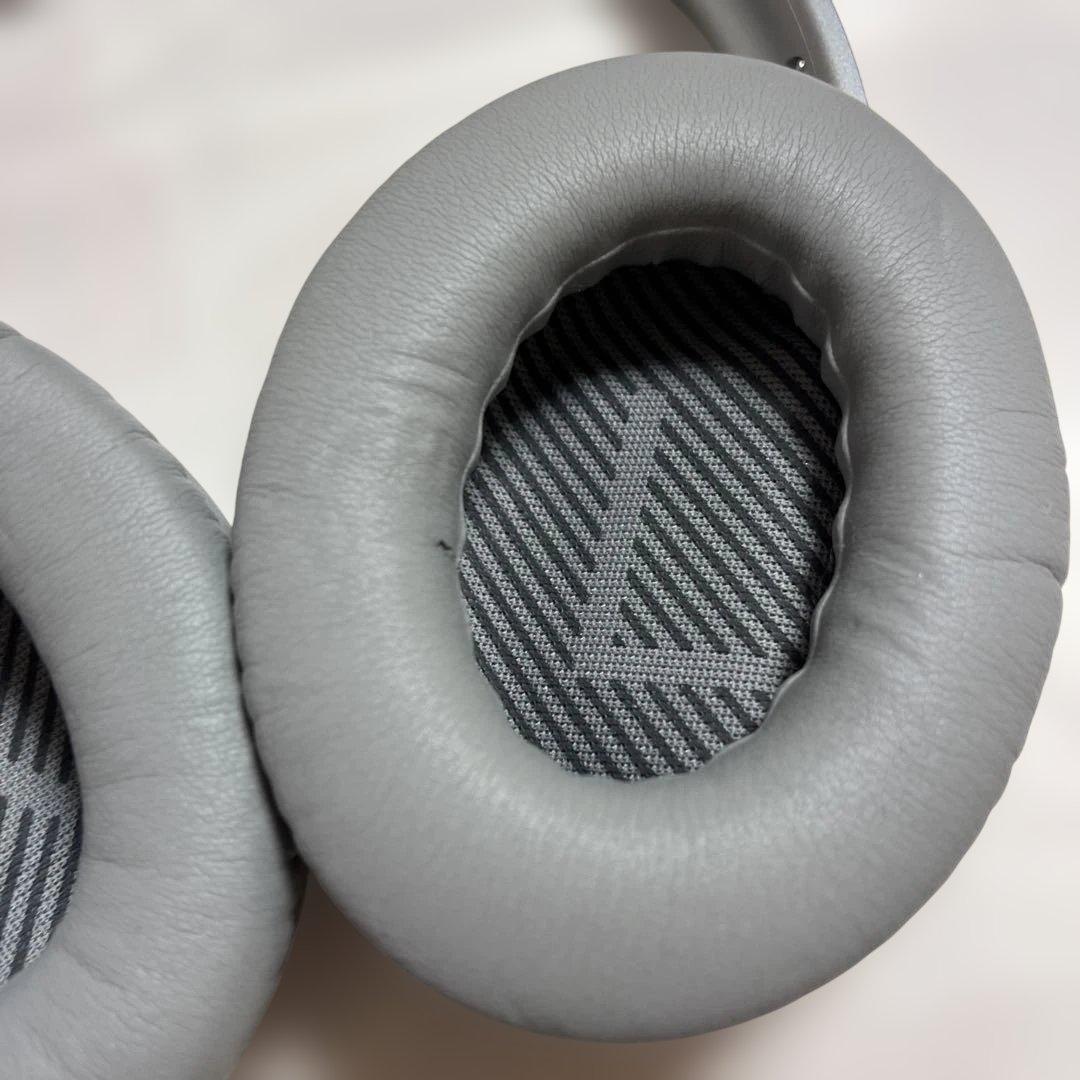 【美品】BOSE ワイヤレスヘッドホン QuietComfort 35 シルバー