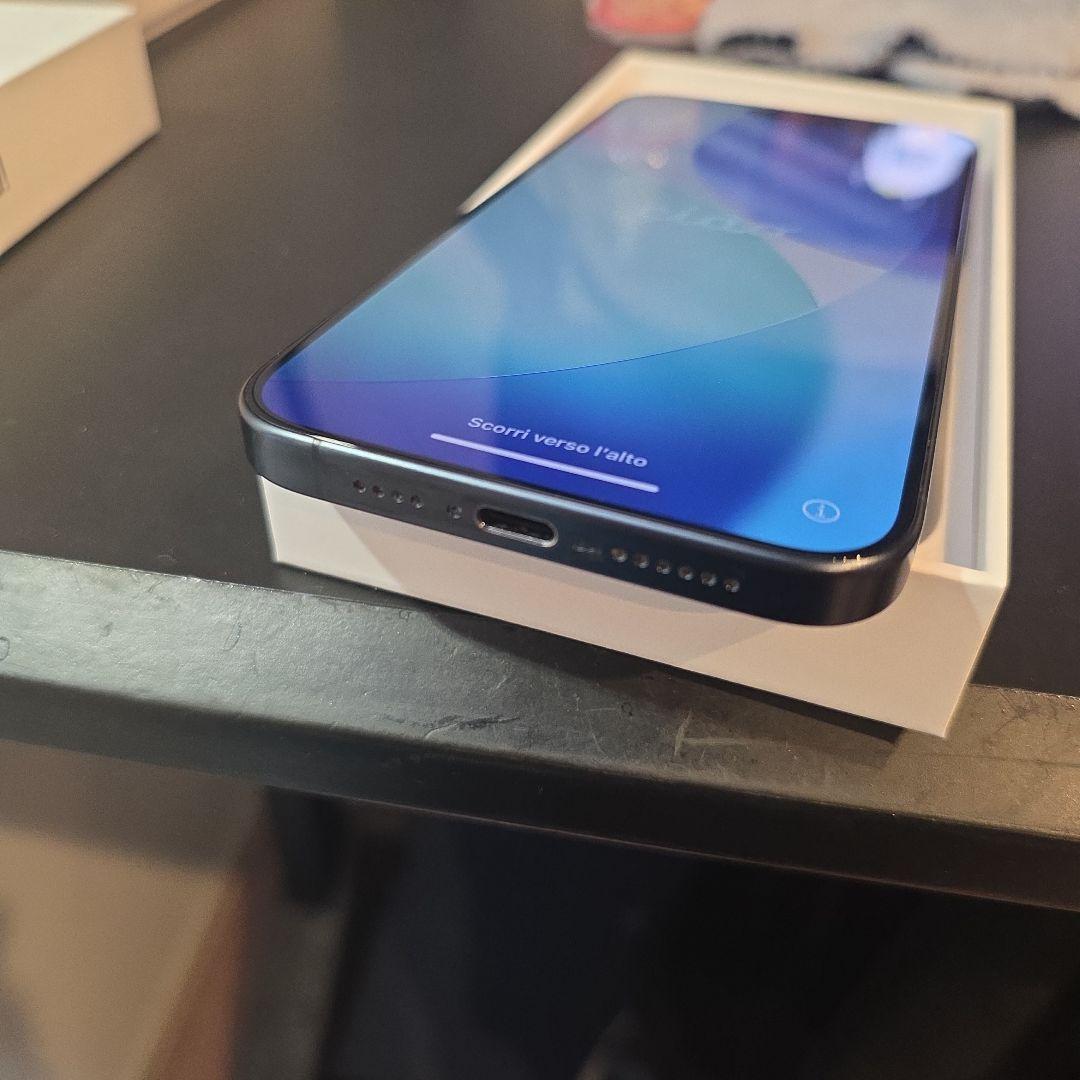 iPhone15 Pro Max 1TB ブルー