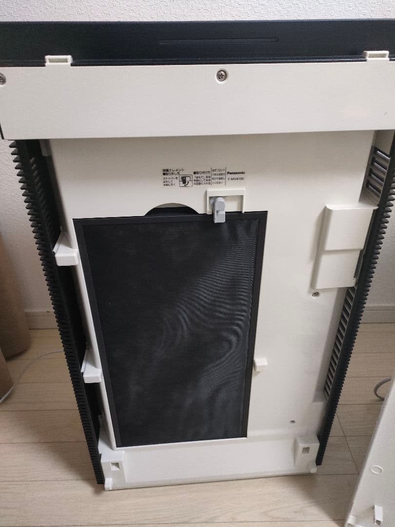パナソニック　ジアイーノ　次亜塩素酸空間除菌脱臭機　F-MV4100　白