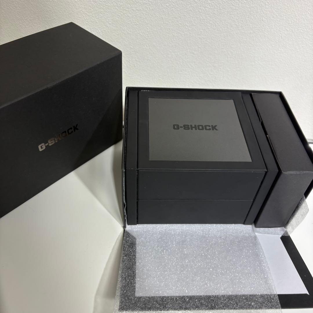 生産終了 G-SHOCK フルメタル エイジド加工 GMW-B5000V-1JR