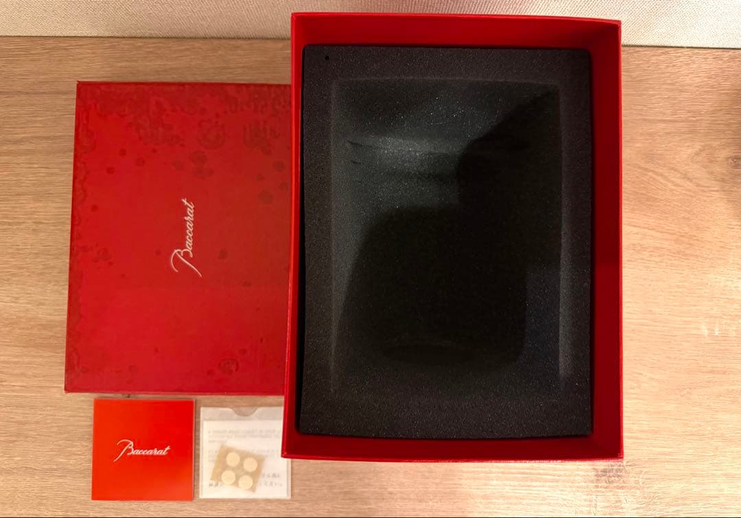 バカラ　アイベースS フラワーベース　花瓶　クリスタルガラス　箱付き