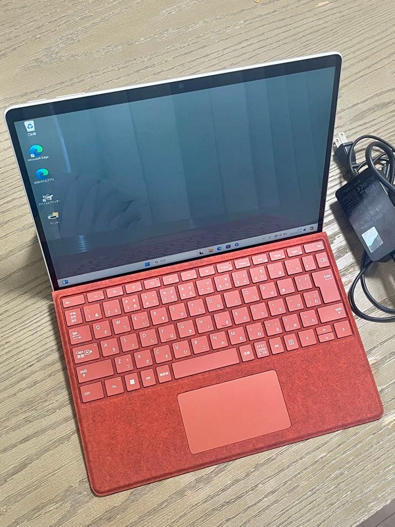 Surface Pro 9 i5/8GB キーボード&充電器付き 初期化済