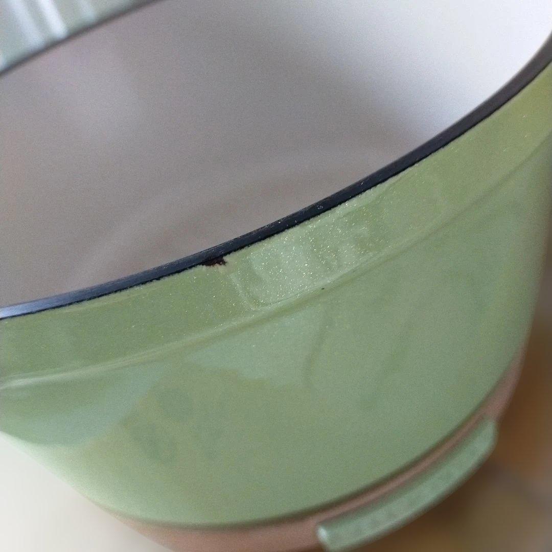 美品☆VERMICULAR 両手鍋 ライトグリーン 18cm☆トリベット付き