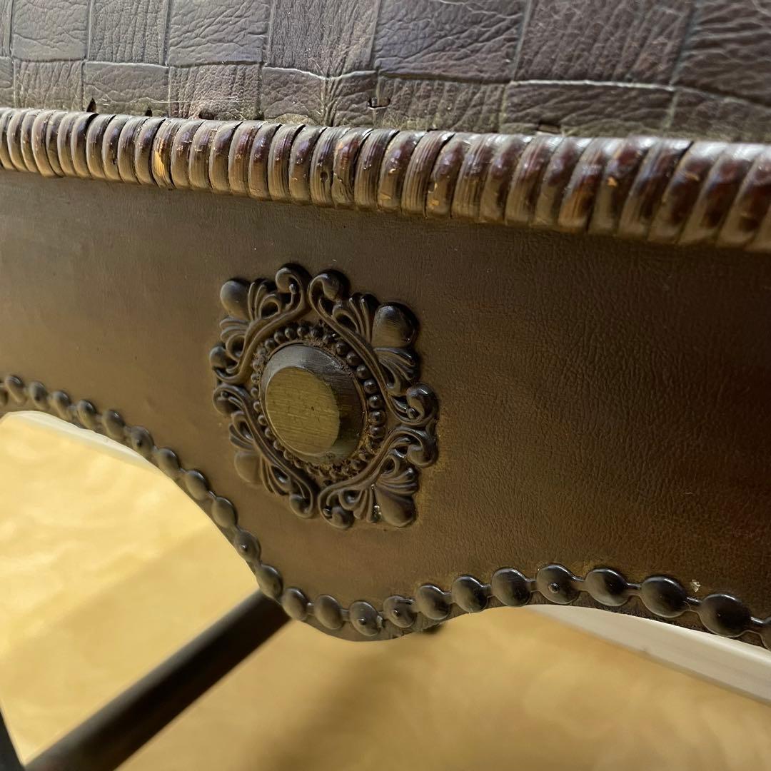 アンティーク調 スツール オットマン 鋲打ち レザー 椅子 イス 英国スタイル