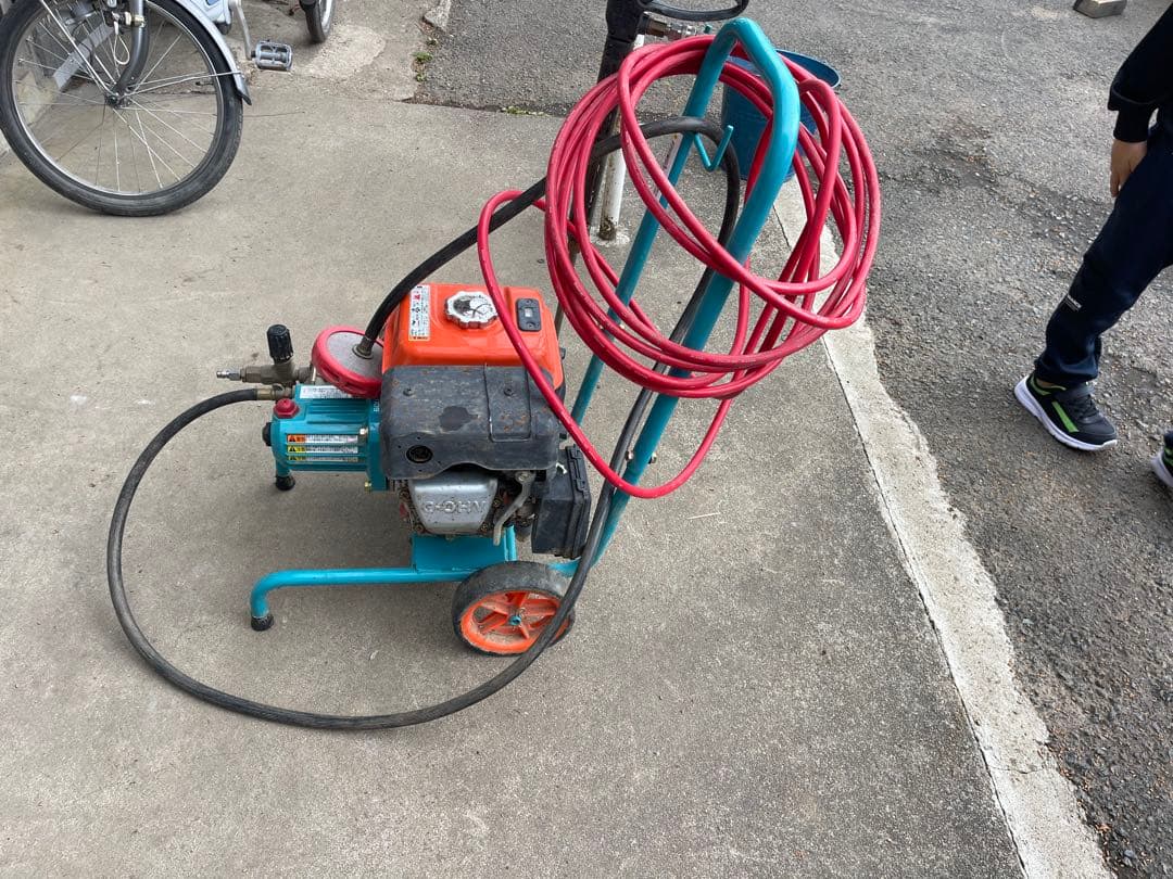 ＜中古未整備現状品＞　高圧洗浄機本体 ガソリンエンジン（クボタ）