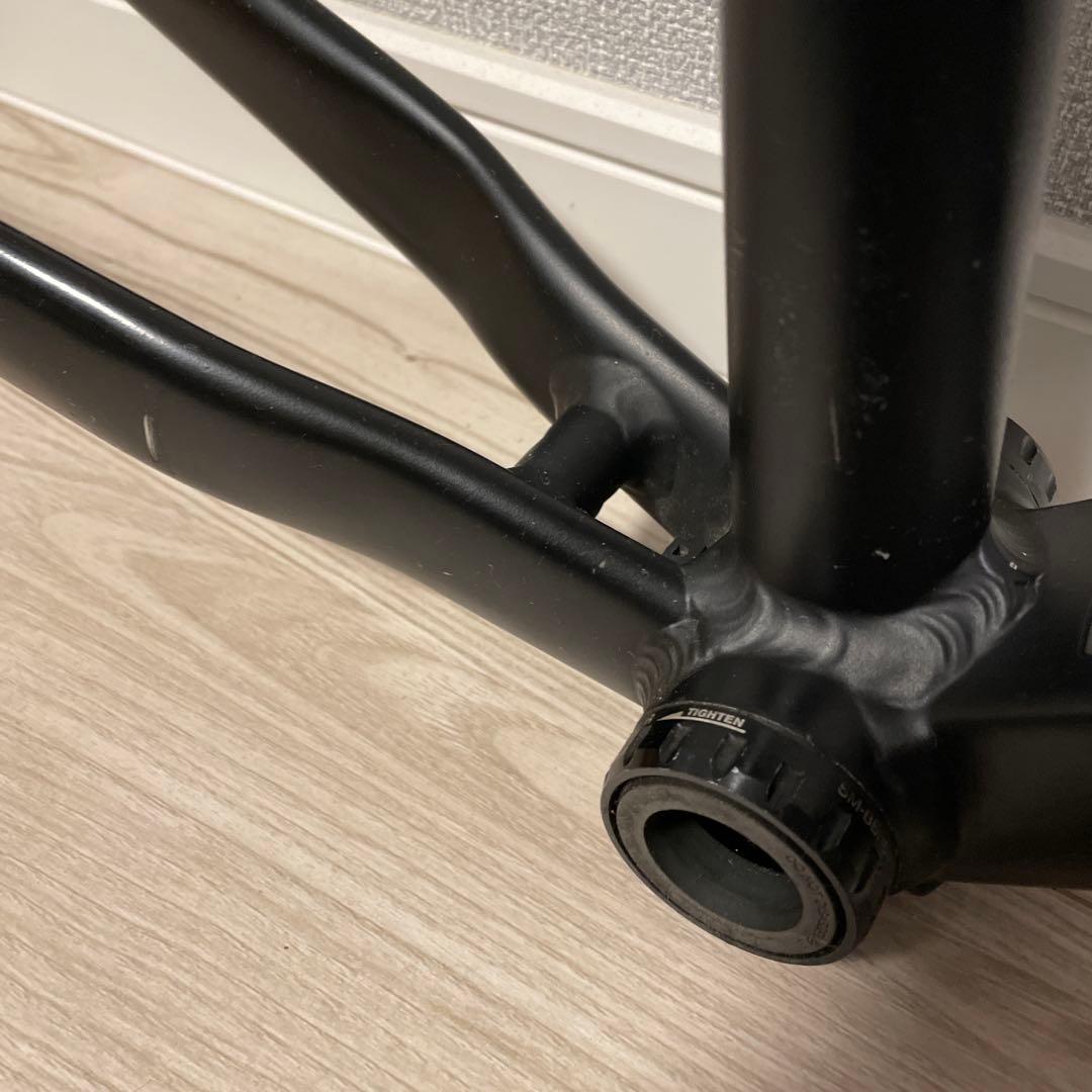 ジャイアント　エスケープ　フレーム　RX3 2021年　モデル　Lサイズ