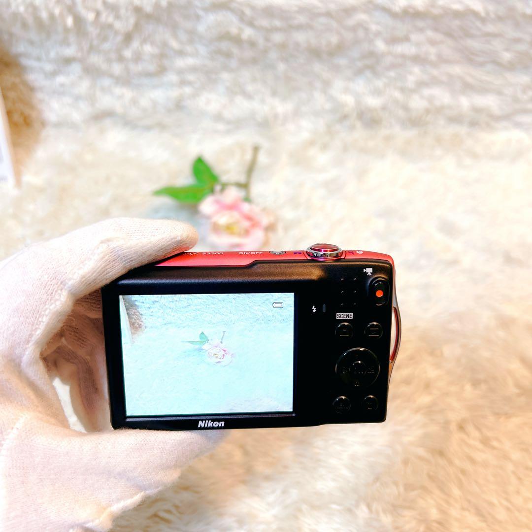 【極美品】NikonニコンCOOLPIX S3300 ピンク　説明書付きコンデジ