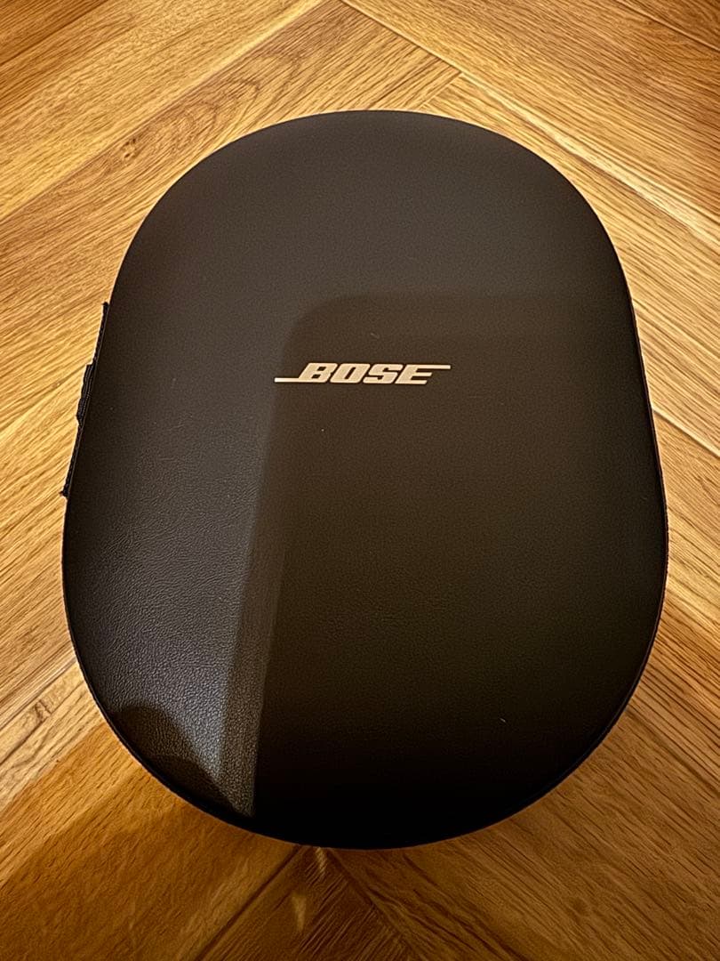 ボーズ QuietComfort Ultra Headphones スタンド付き