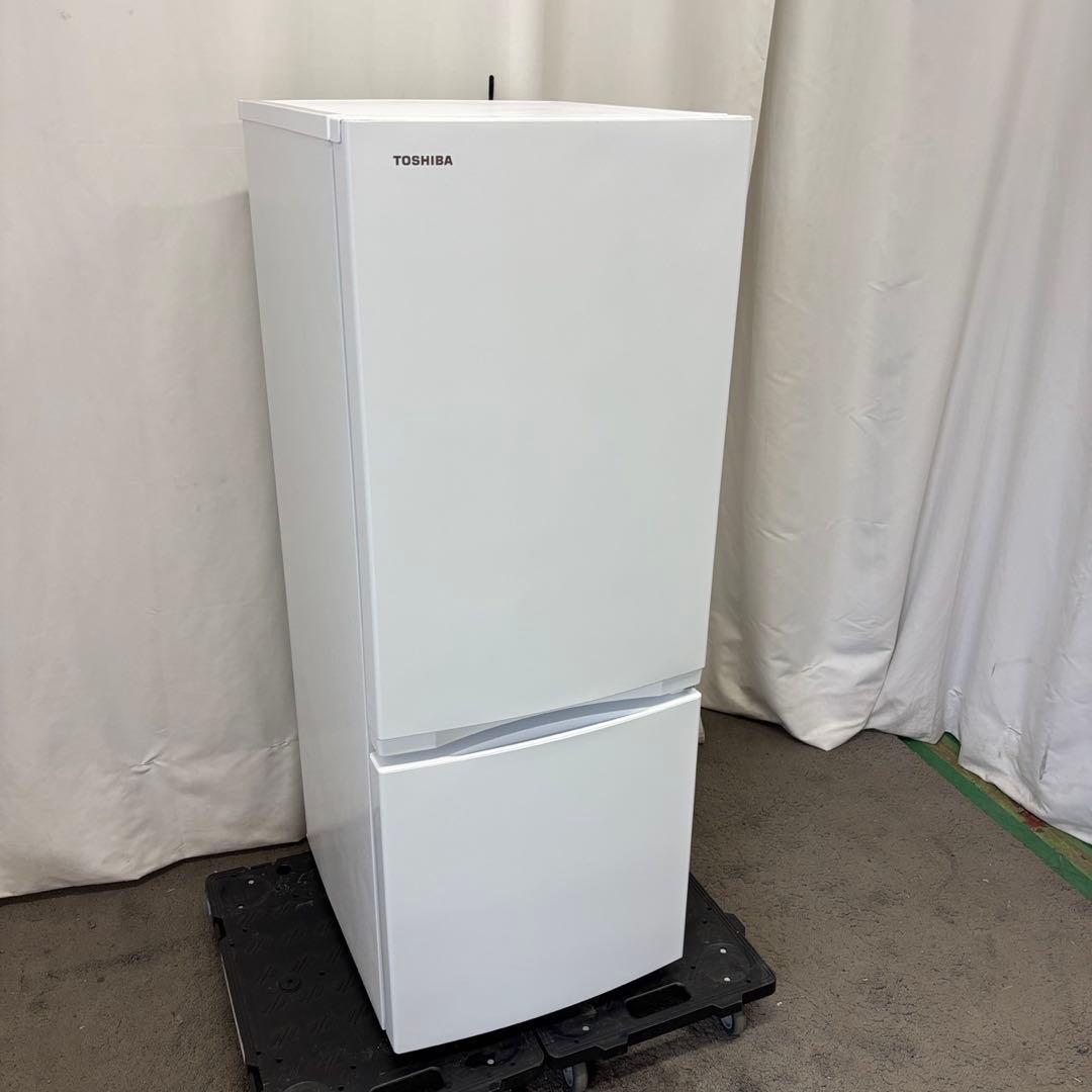 141❤️　冷蔵庫　東芝　一人暮らし　25年製　小型　綺麗　安い　中古　設置無料