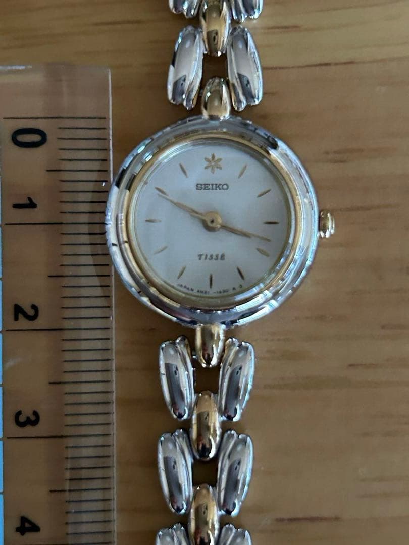 美品SEIKO TISSÉ 4N21-0740シルバー/ゴールド