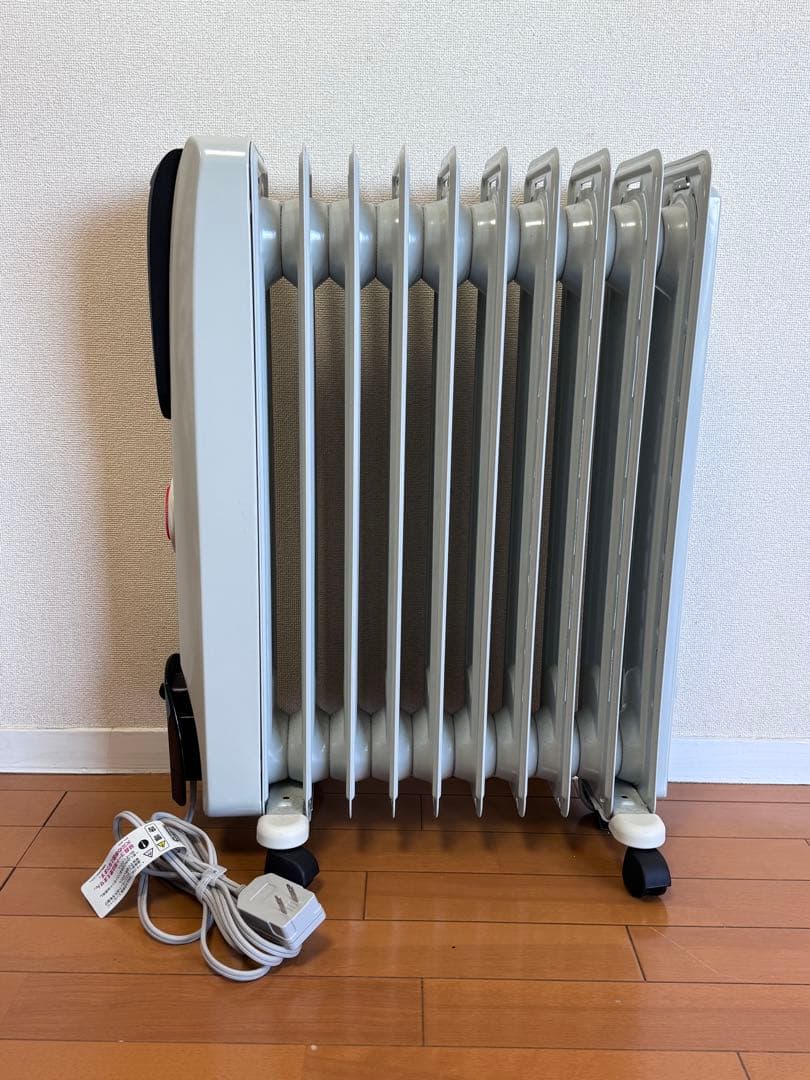 デロンギ　オイルヒーター H771015EFSN 取扱説明書付