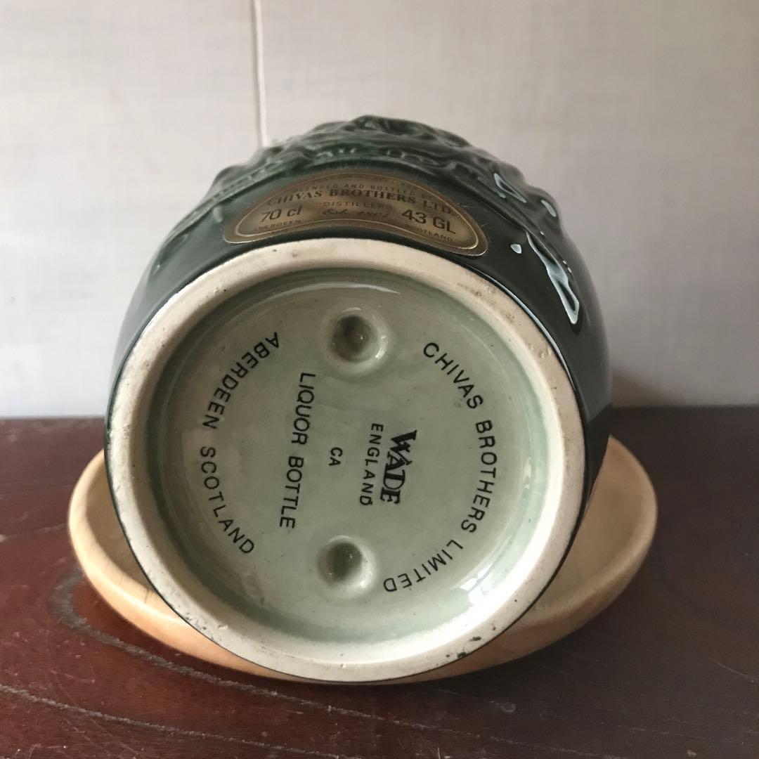 ウイスキー ロイヤルサルート21年 緑色の陶器 シーバスリーガル