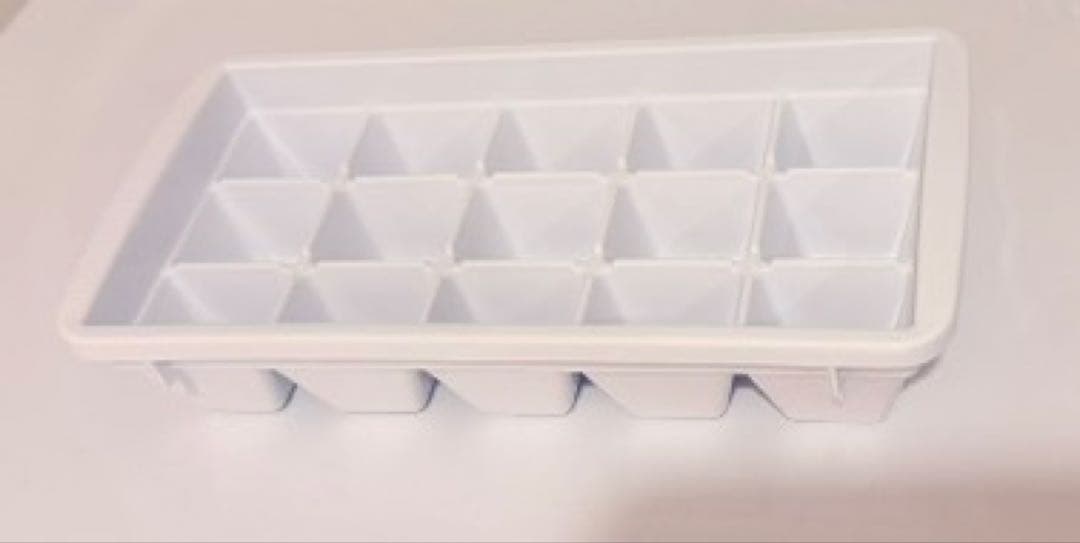 Hisense（ハイセンス）冷蔵庫 HR-D13E3W