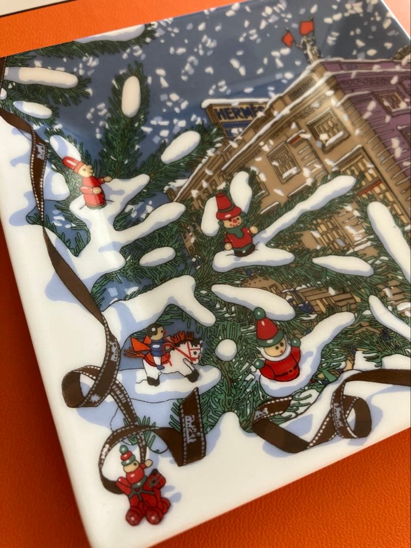 非売品　エルメス　フォーブル24番地のクリスマス　小皿　未使用