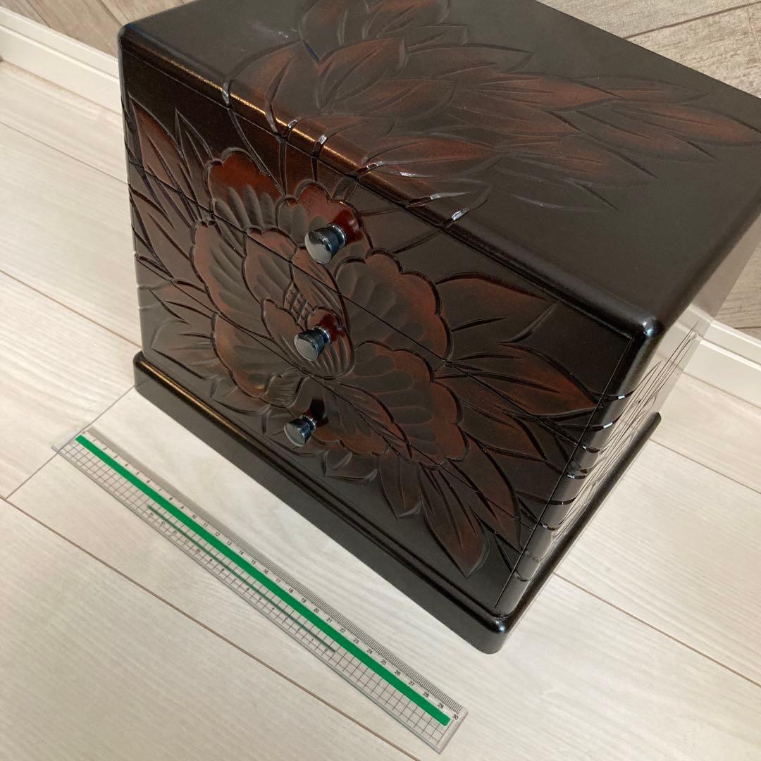 【高級・総桐・未使用品】静華シリーズ 3段チェスト 牡丹線彫 鎌倉彫 三交百貨店