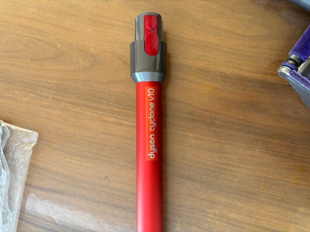 Dyson cyclone v10 スティッククリーナー本体