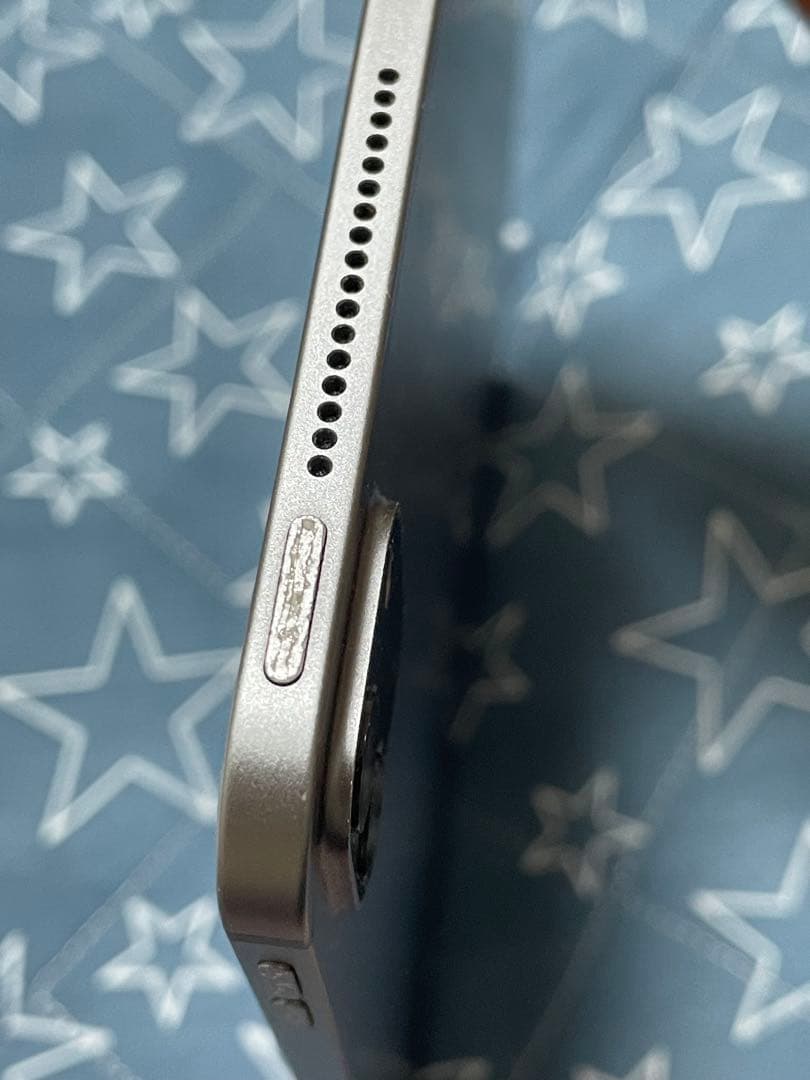 iPad pro 第4世代 12.9 1t au モデル