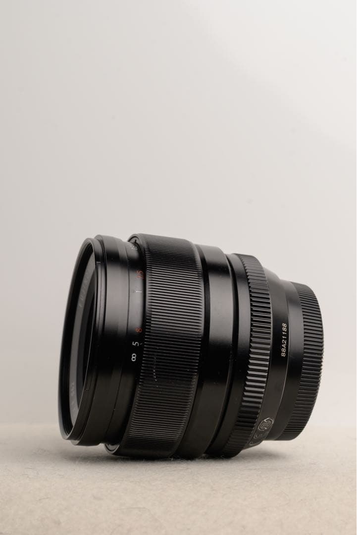 値↘︎FUJIFILM (富士フイルム）XF23mm F1.4 R 角フード付